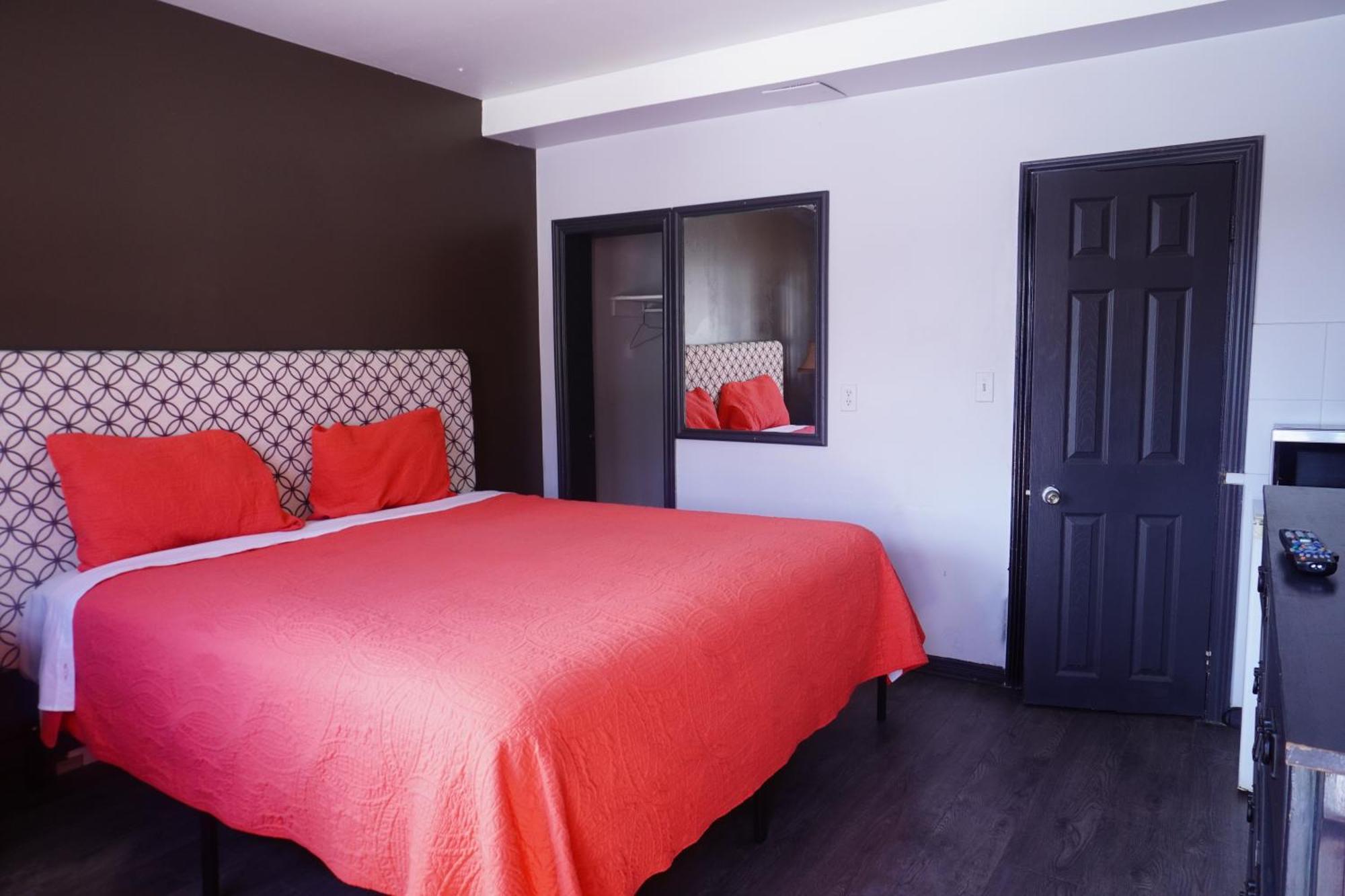 Crestwood Motel Μπέρλινγκτον Εξωτερικό φωτογραφία