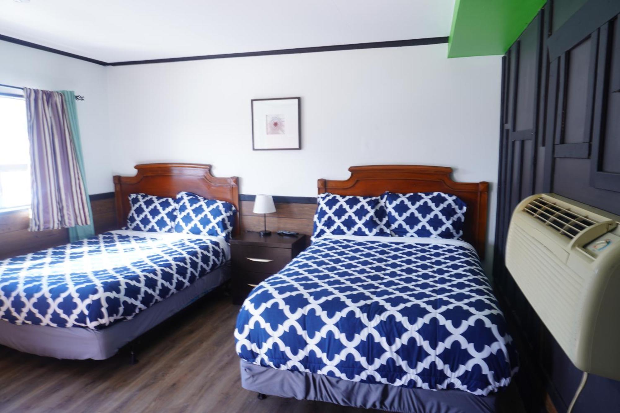 Crestwood Motel Μπέρλινγκτον Εξωτερικό φωτογραφία